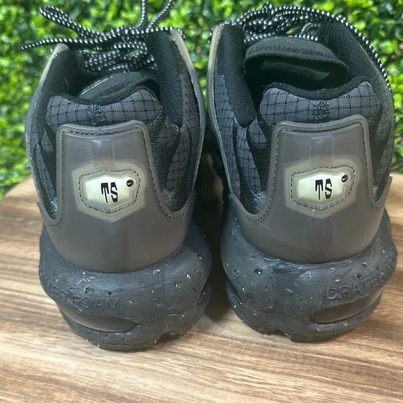 Nike Men's Black Athletic Shoes - Picture 4 of 16